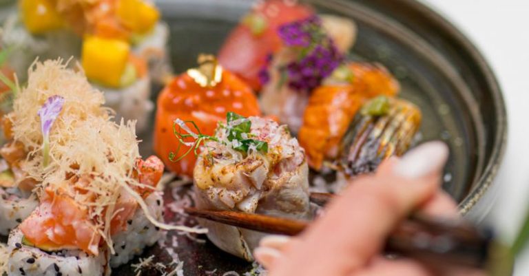 Savoring the Freshest Sushi in Tsukiji, Tokyo