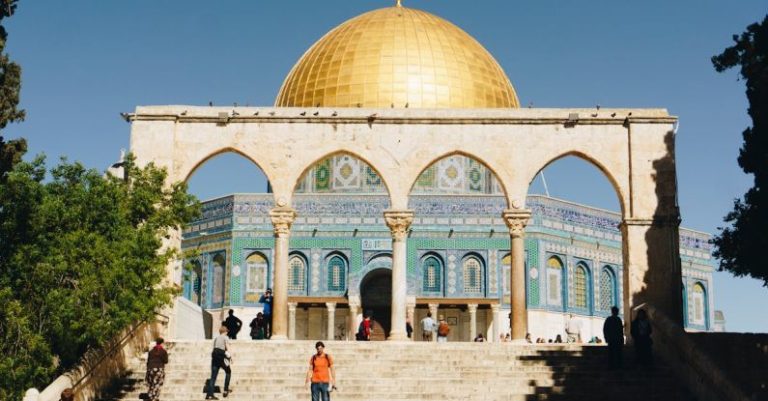 The Ancient City of Jerusalem: a Crossroads of Faith