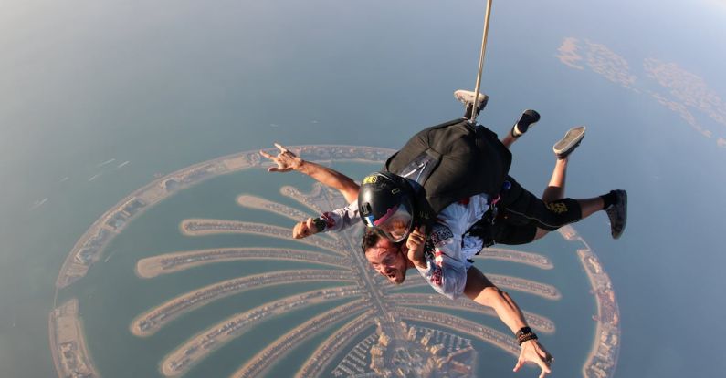 Skydiving Dubai - Men Doing Sky Diving